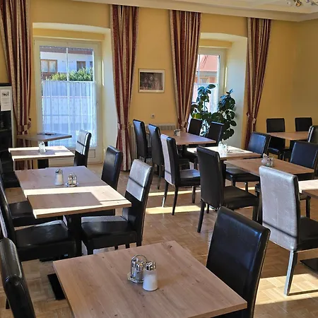 Kirchenwirt Hotel