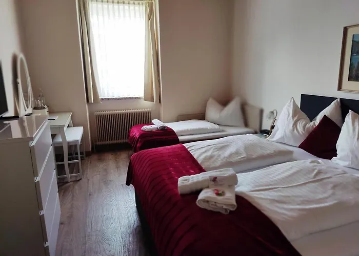 Отель Kirchenwirt Бад Кляйнкирххайм