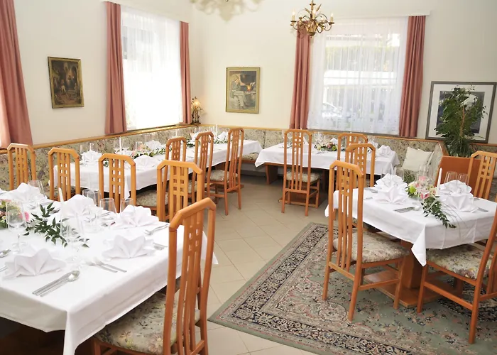 Kirchenwirt Бад-Кляйнкірхгайм