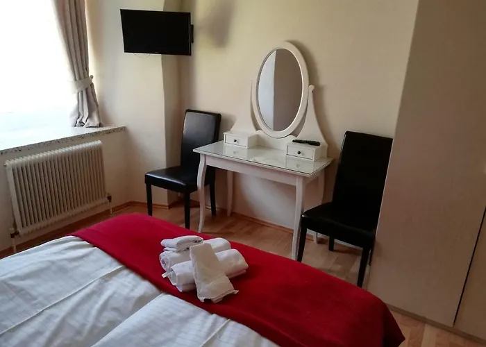 Готель Kirchenwirt Бад-Кляйнкірхгайм